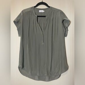The Reset R LABEL blouse